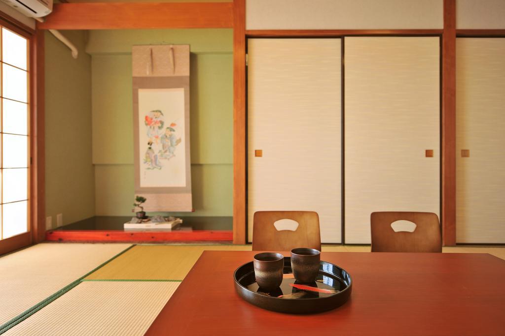Onsen Hostel Hinoemi Atami  Rom bilde