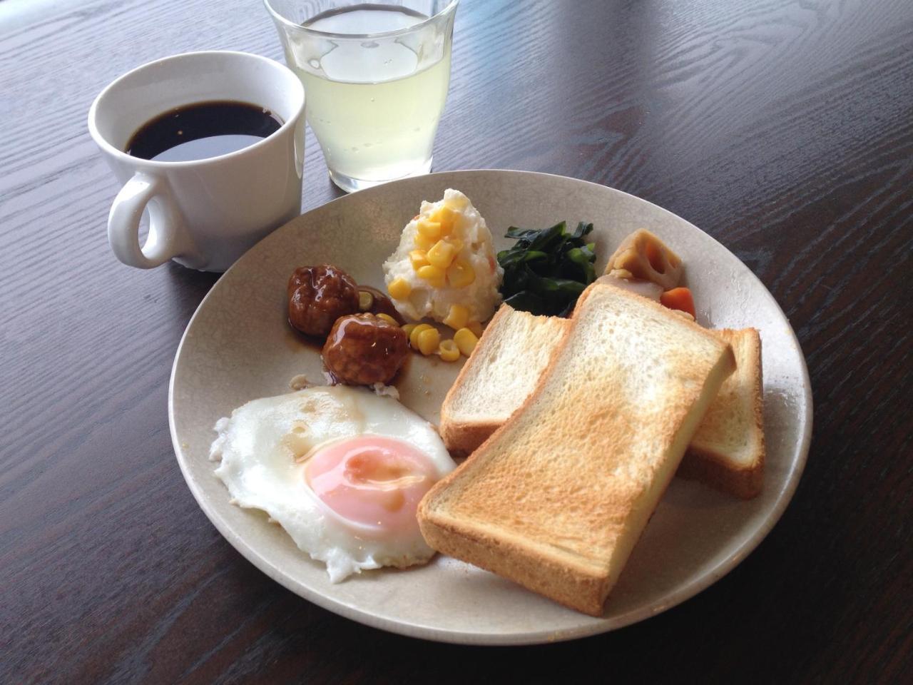 Onsen Hostel Hinoemi Atami  Eksteriør bilde