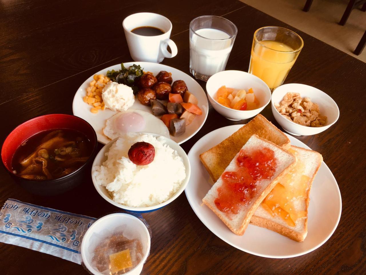 Onsen Hostel Hinoemi Atami  Eksteriør bilde