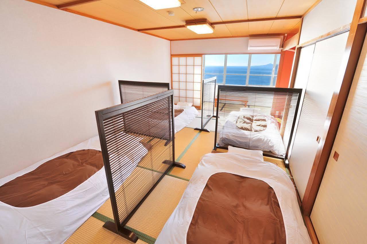 Onsen Hostel Hinoemi Atami  Eksteriør bilde