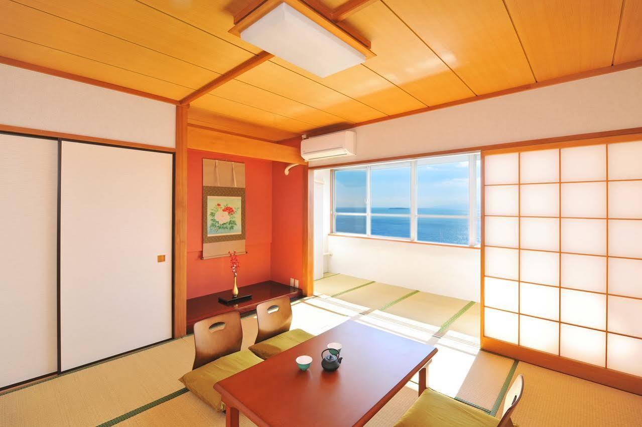Onsen Hostel Hinoemi Atami  Eksteriør bilde